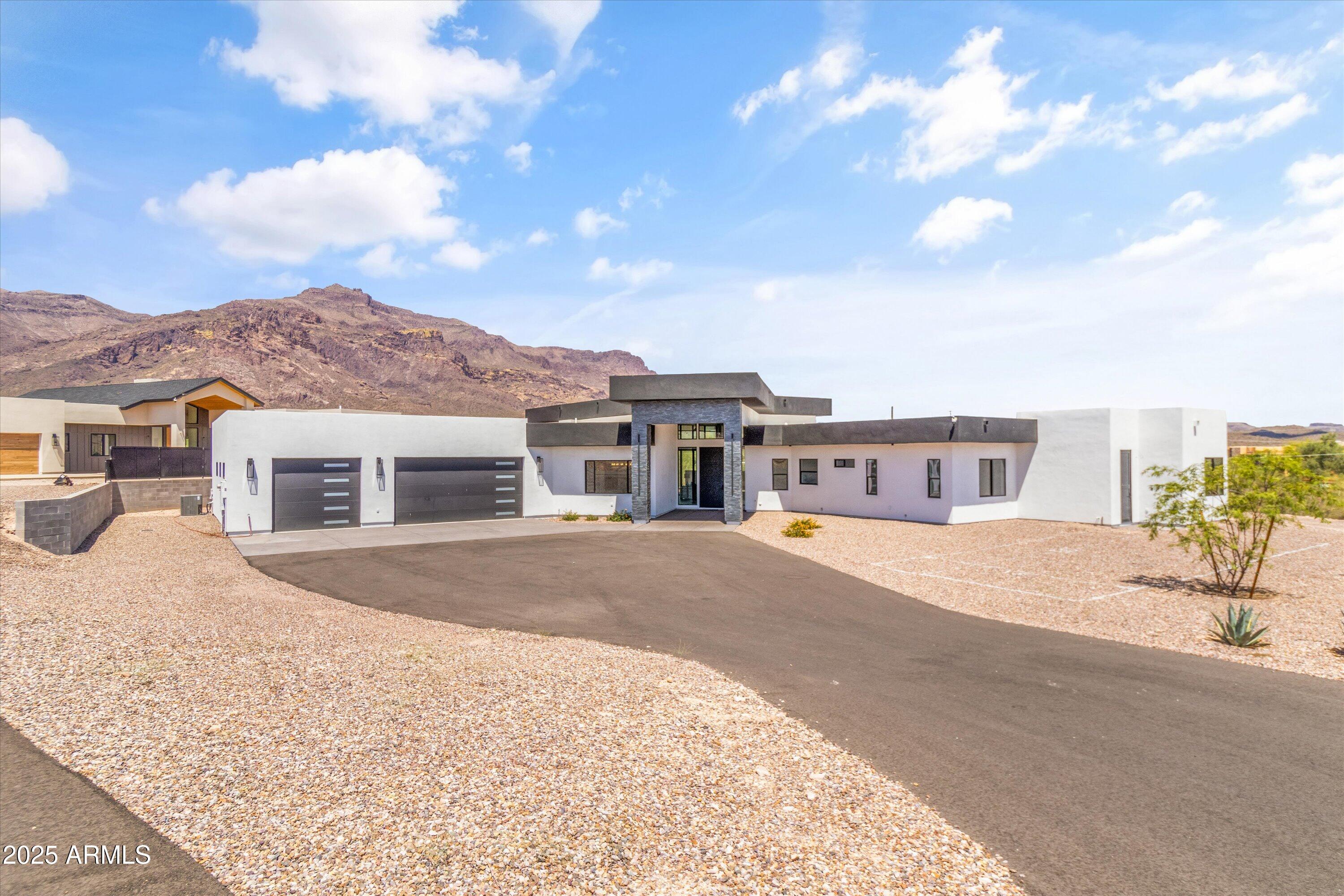 3525 S KINGS RANCH Court