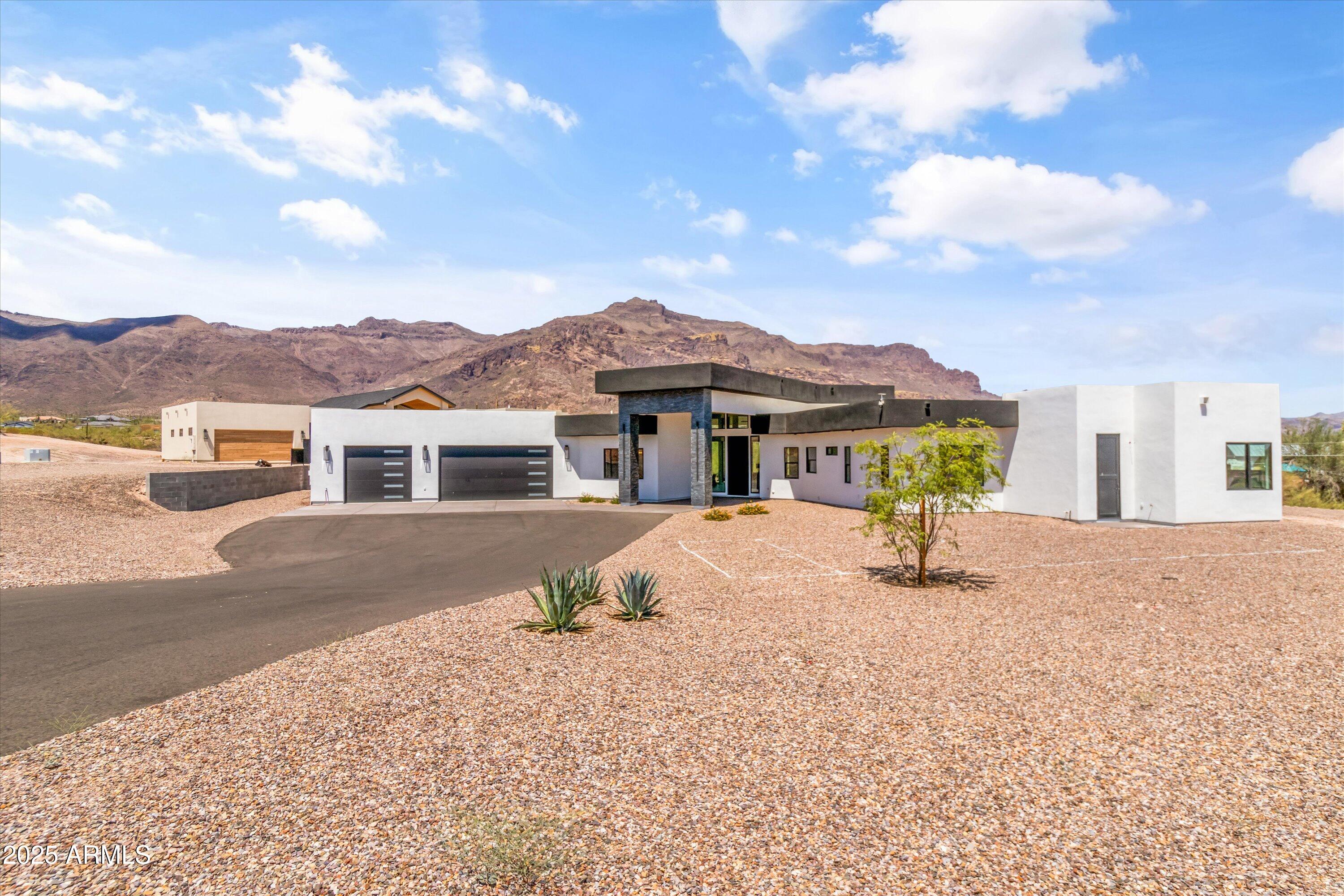 3525 S KINGS RANCH Court