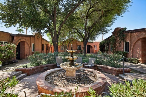 Photo of 3012 N 32nd Street #31, Phoenix, AZ 85018 (MLS # 7076352)
