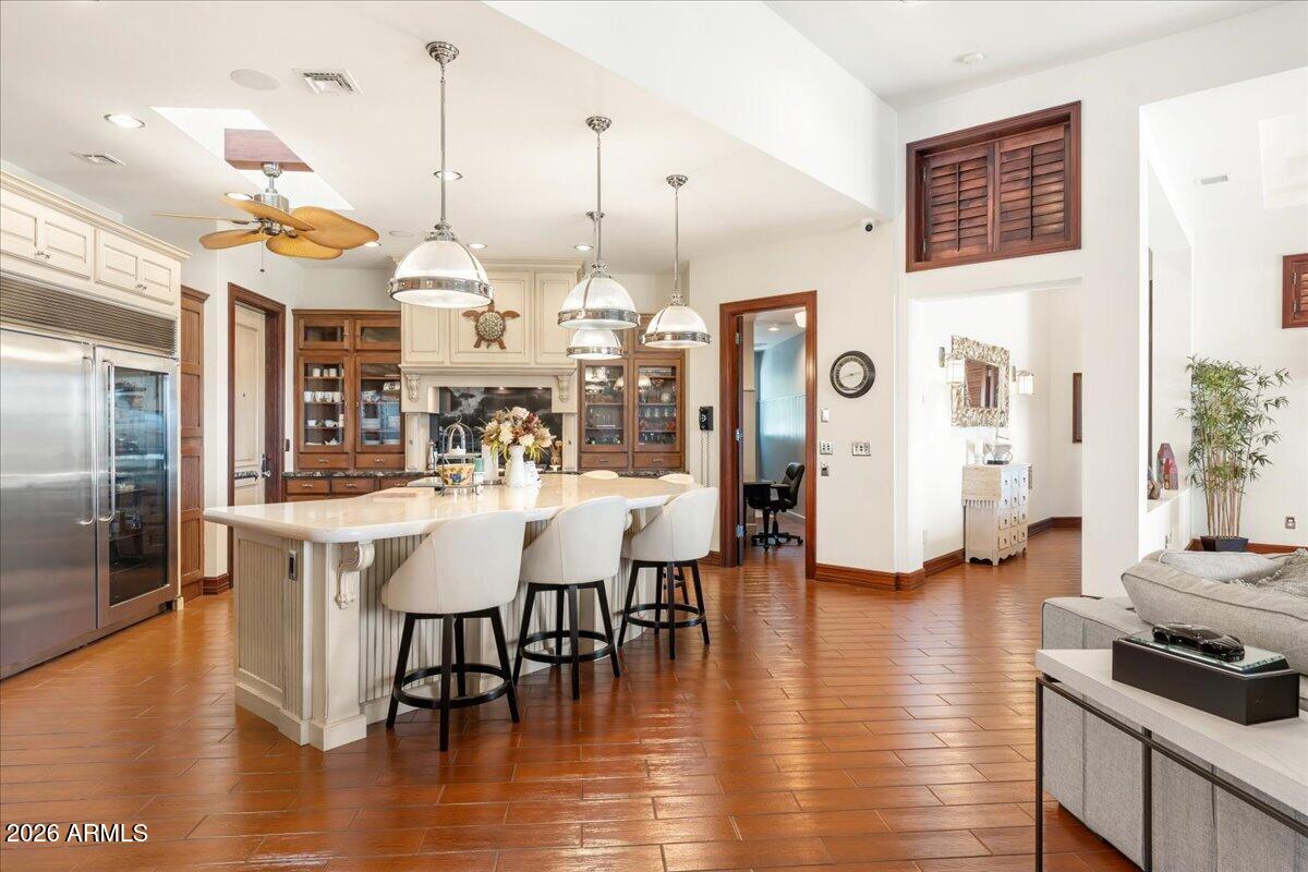 680 VIA DEL LAGO --