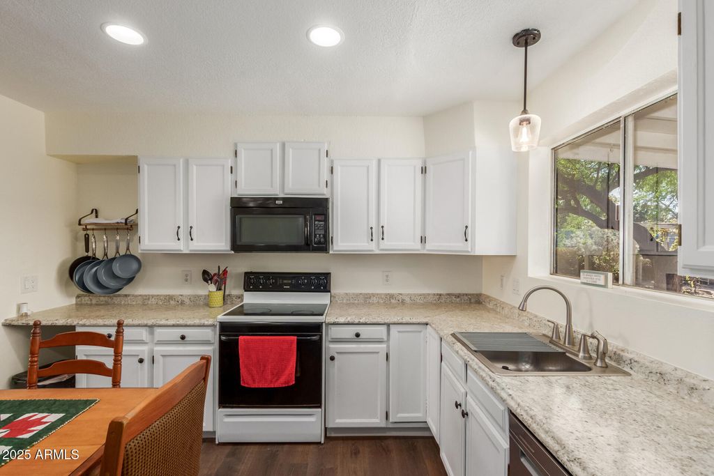 Photo of 2109 E Cindy Street, Chandler, AZ 85225 (MLS # 6933874)