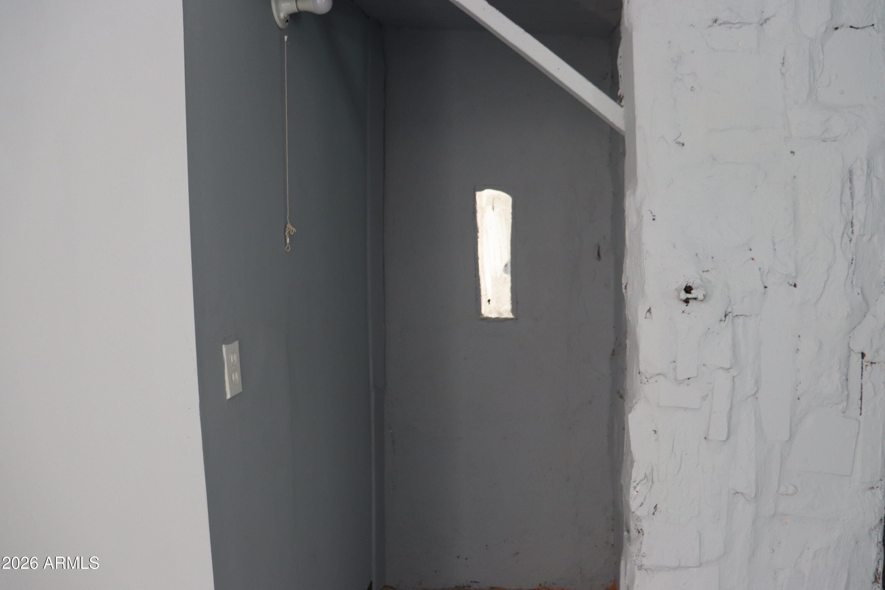 1807 N 38th Drive 4