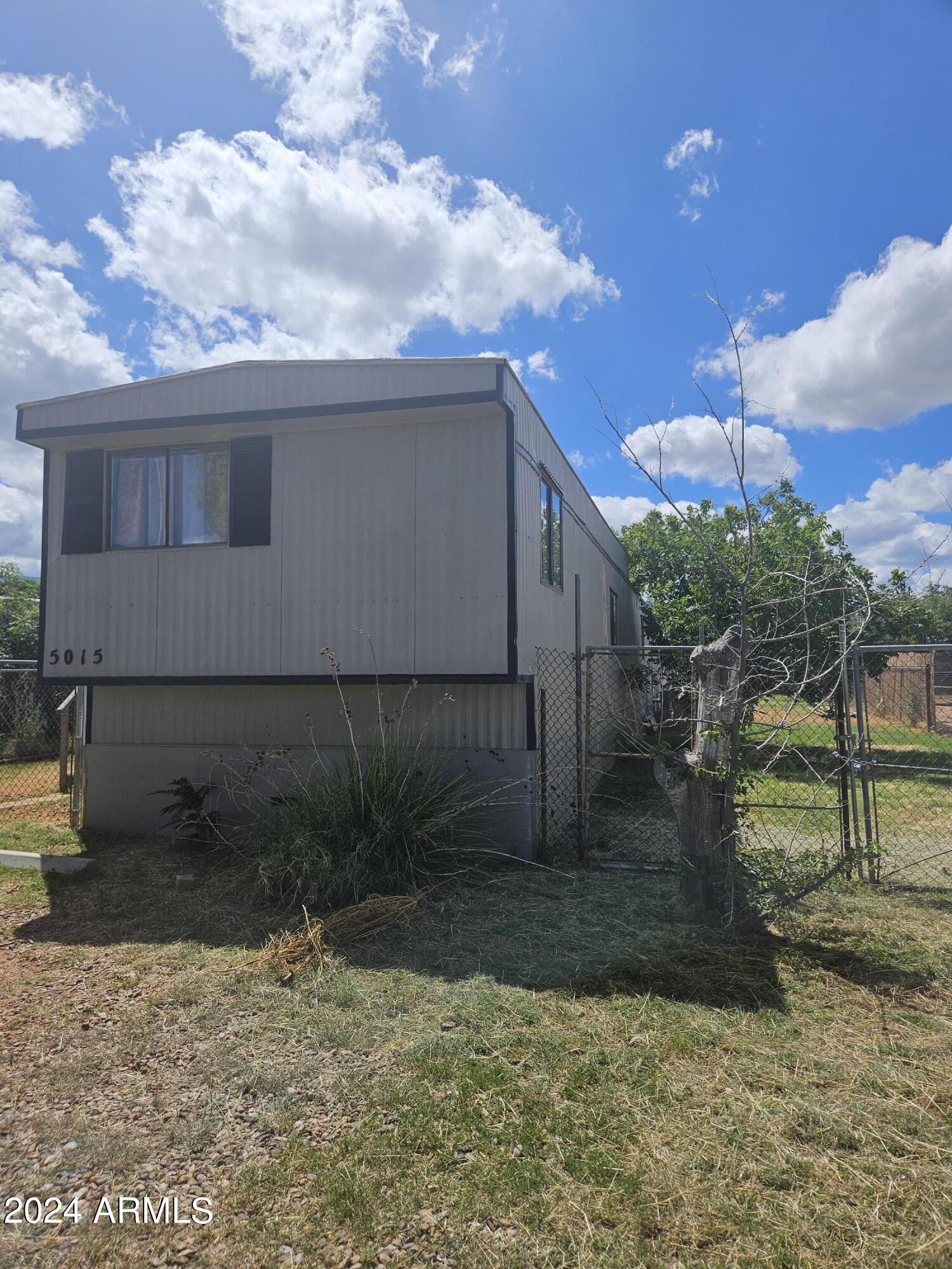 GOLDEN ACRES MOBILE HOME PARK - Residential