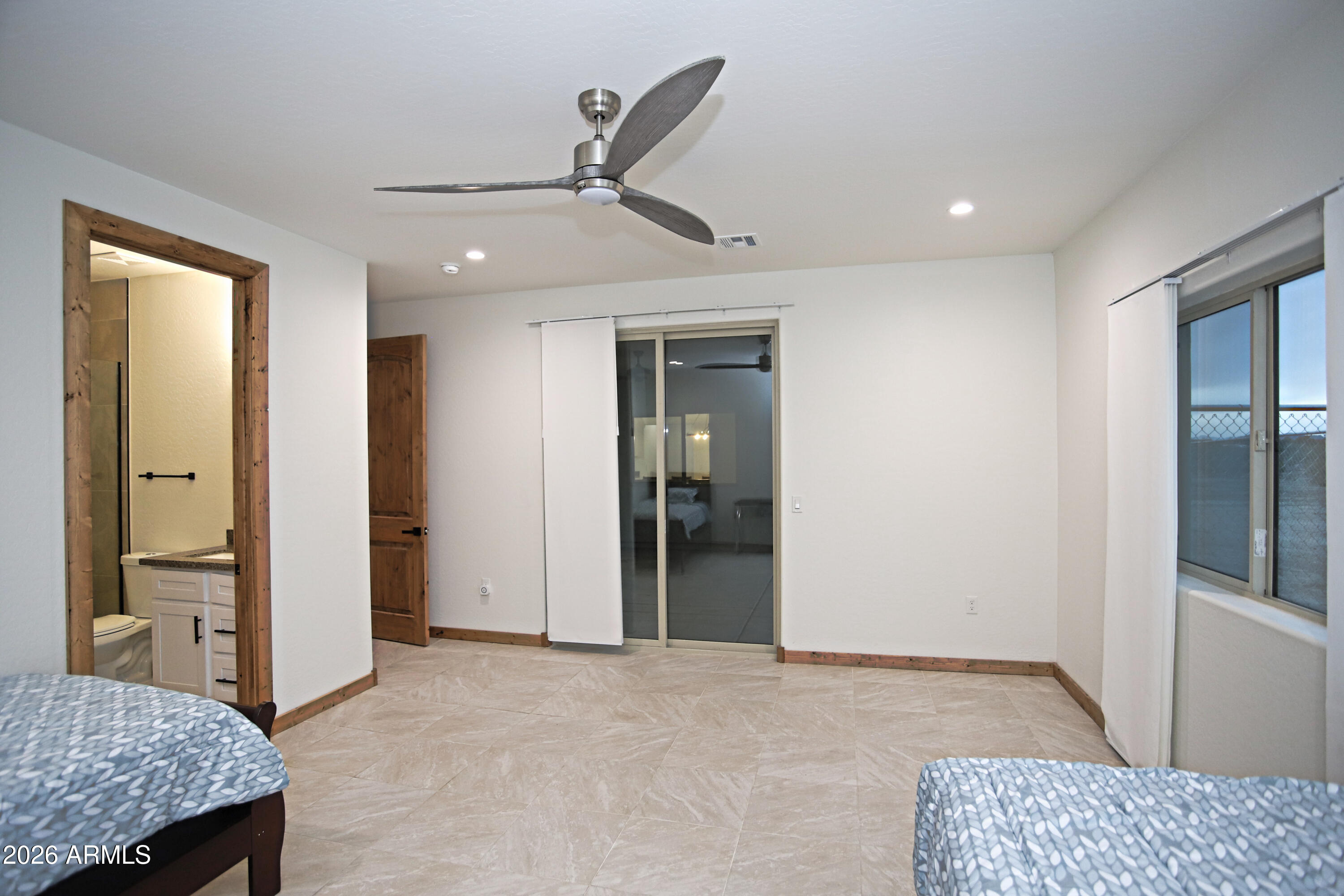 LAS MONTANAS UNIT I - Residential