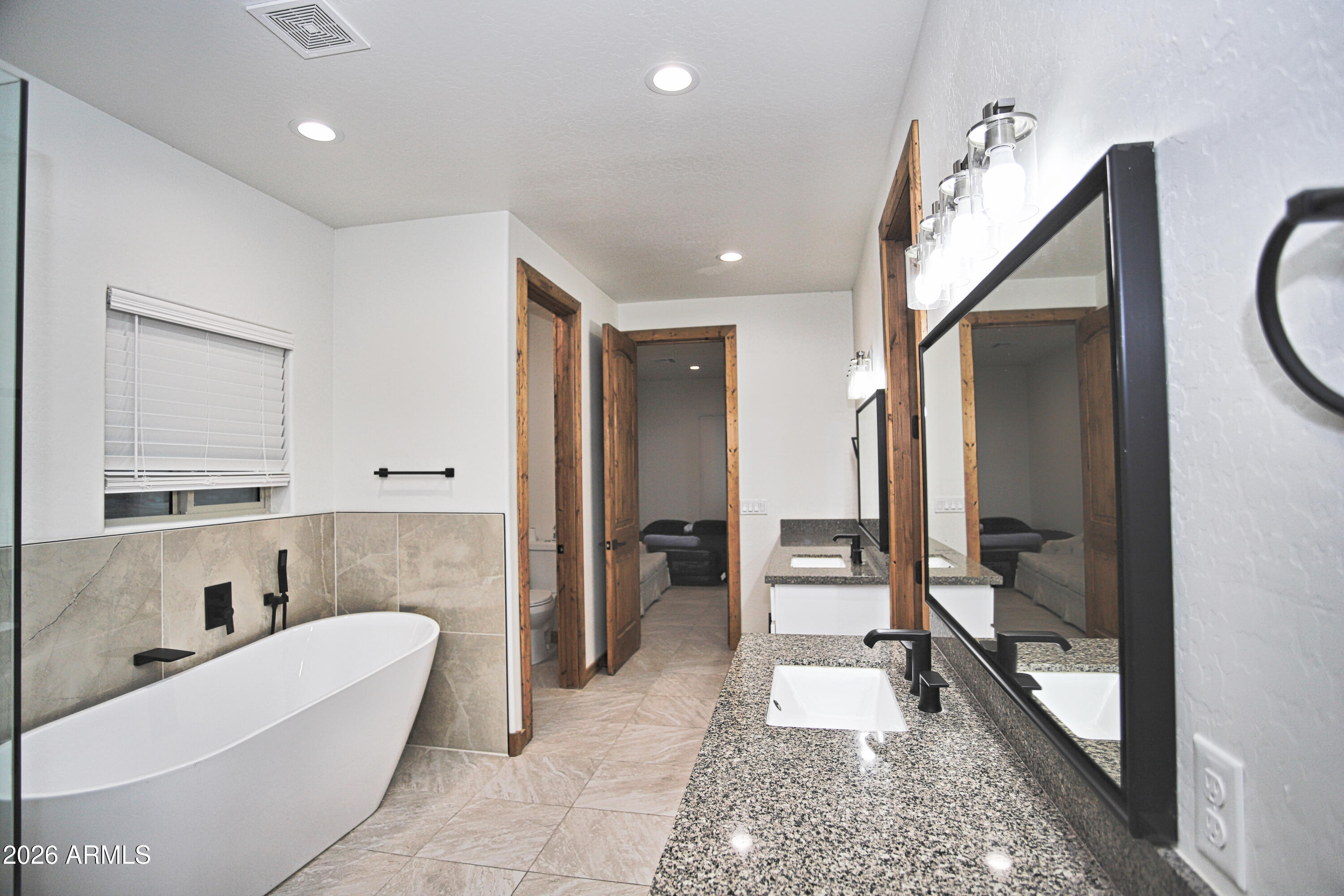 LAS MONTANAS UNIT I - Residential