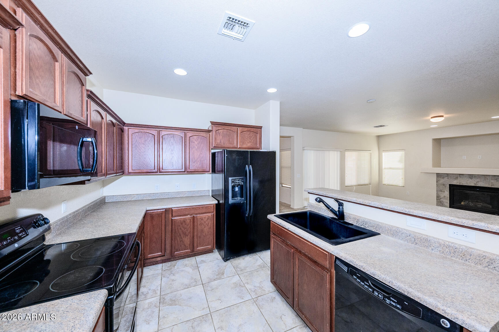CHAPARRAL VILLAGE NORTH 6A - Residential