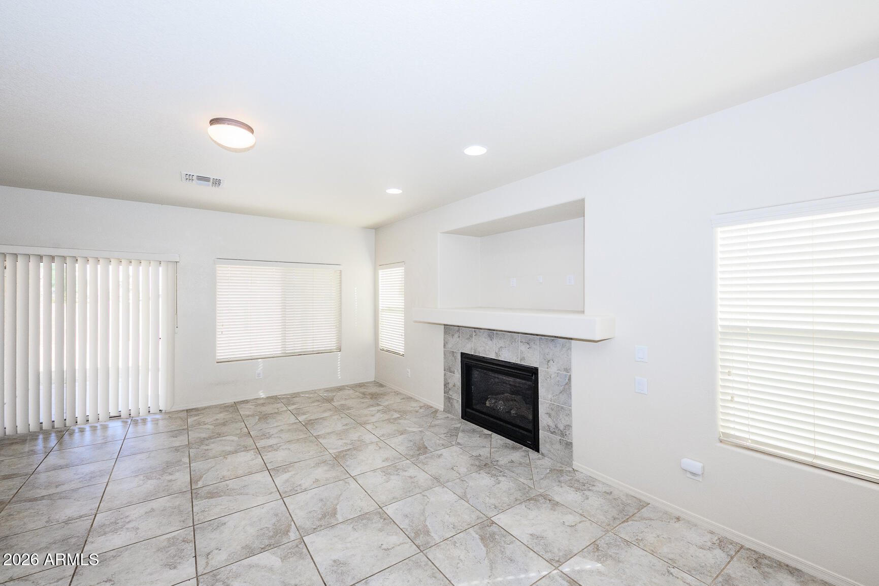 CHAPARRAL VILLAGE NORTH 6A - Residential