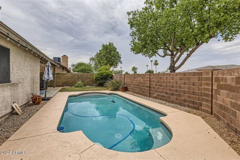 Single Family Residence in Phoenix AZ 15608 38TH Place 21.jpg