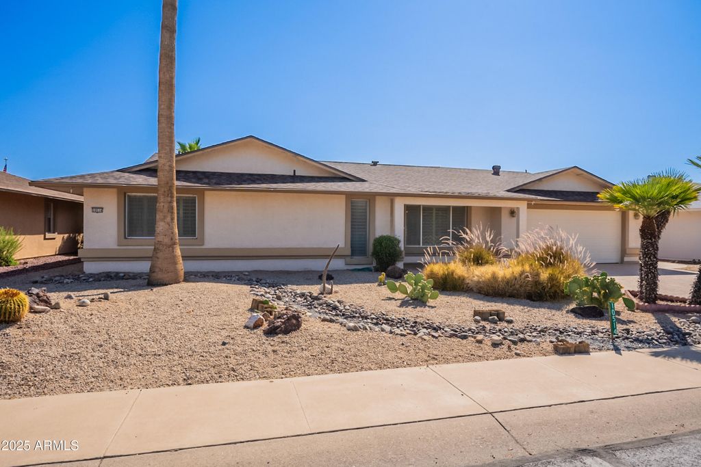 Photo of 10514 W Willowcreek Circle, Sun City, AZ 85373 (MLS # 6878040)