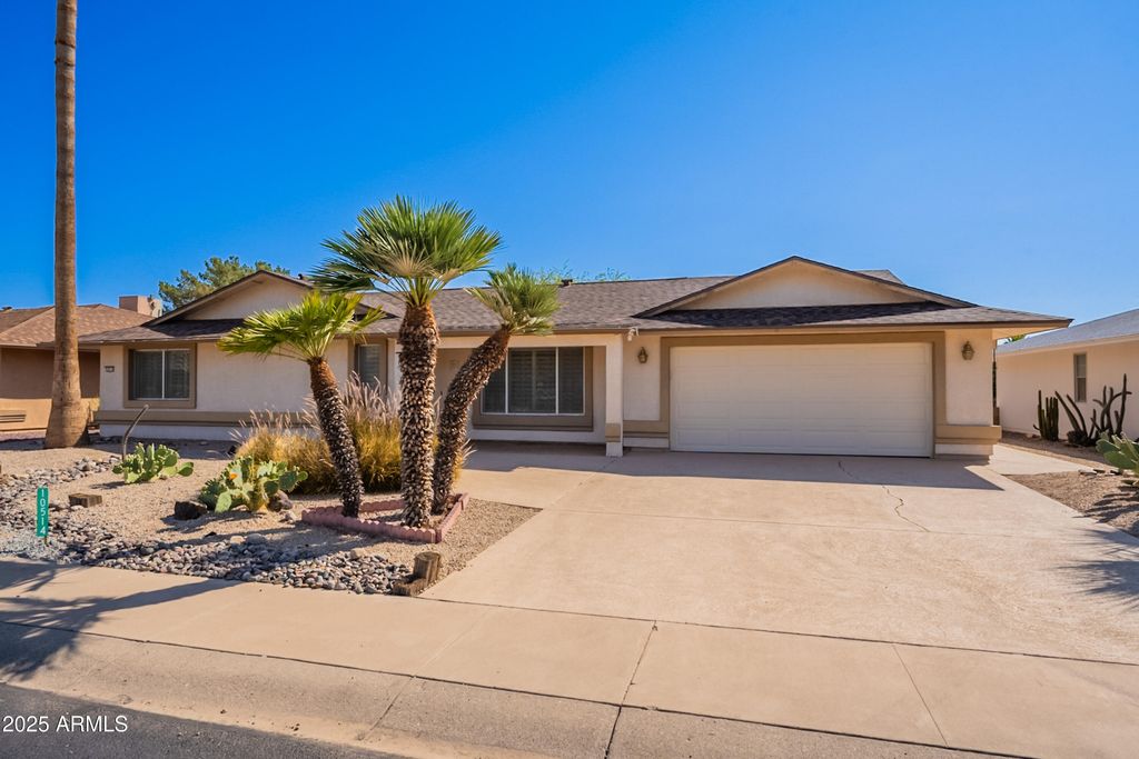 Photo of 10514 W Willowcreek Circle, Sun City, AZ 85373 (MLS # 6878040)