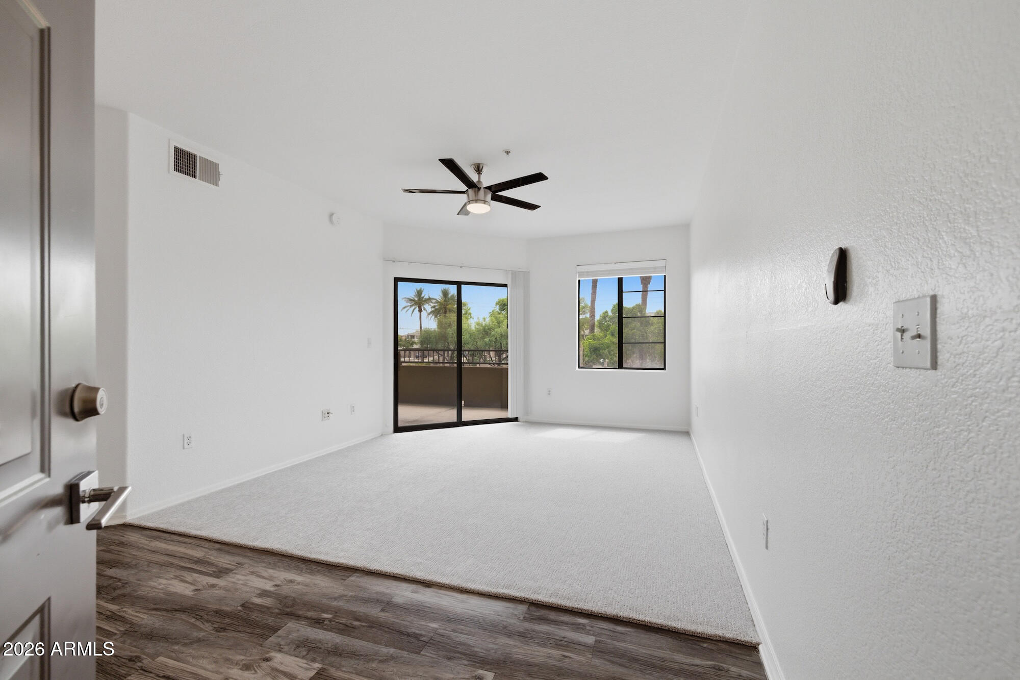 5302 E VAN BUREN Street 2009