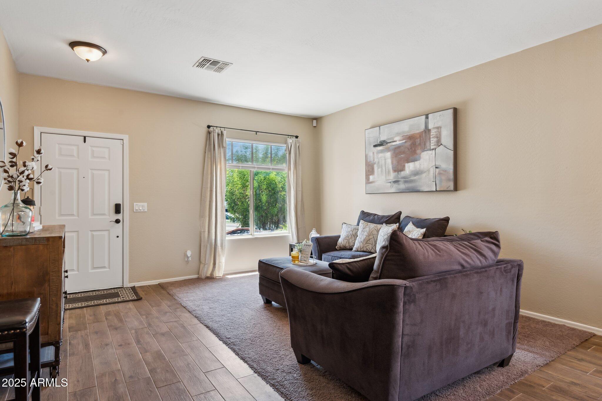 42844 W Wild Horse Trail