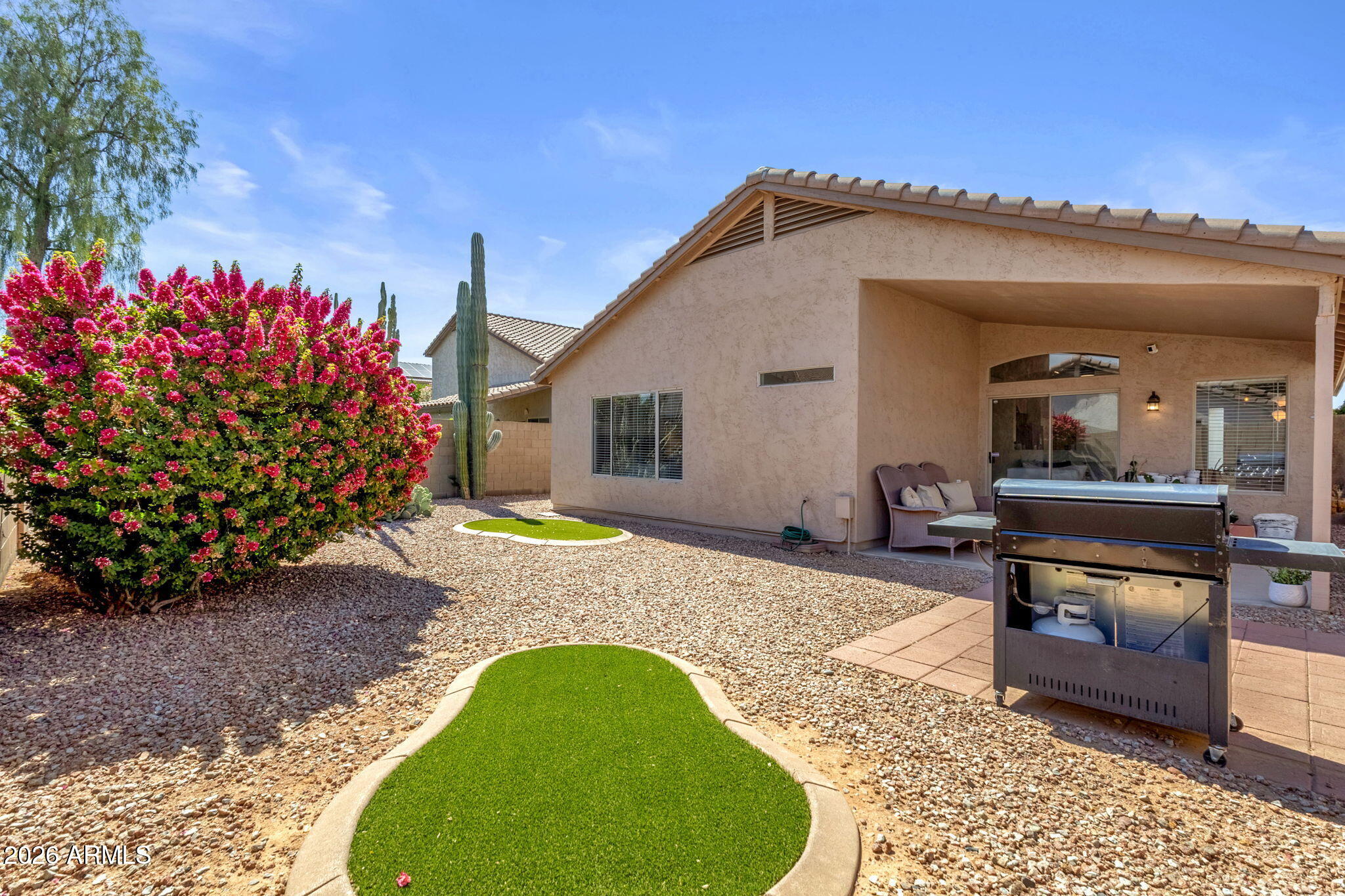 1216 W PINON Avenue