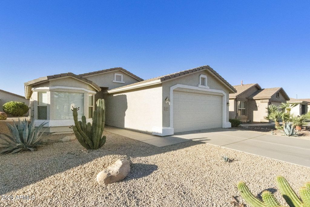 Photo of 3423 E Cherry Hills Place, Chandler, AZ 85249 (MLS # 7004778)