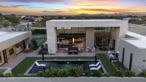 Photo of 6402 E Lomas Verdes Drive #1, Scottsdale, AZ 85266 (MLS # 6977945)