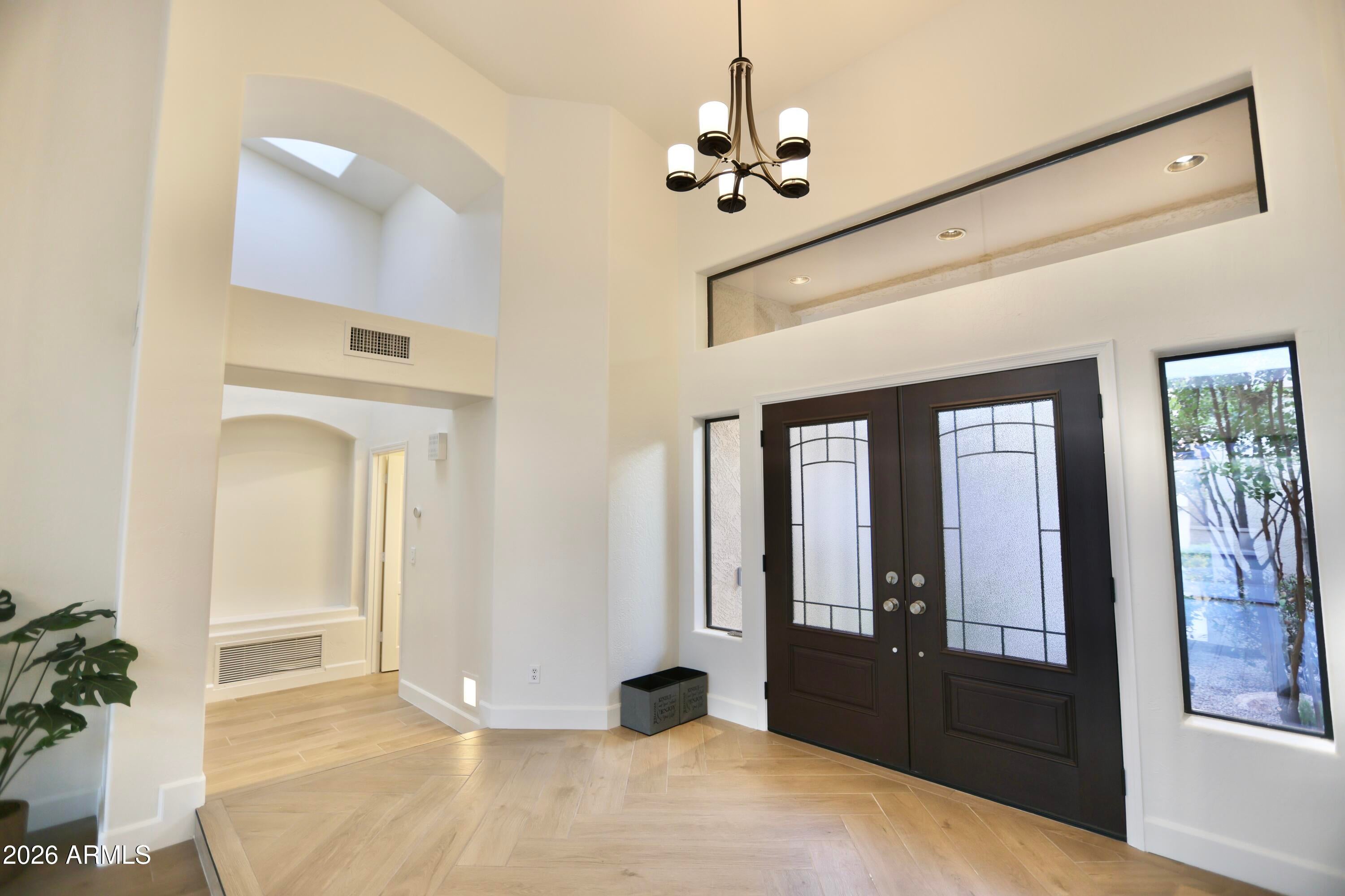10923 E BELLA VISTA Drive