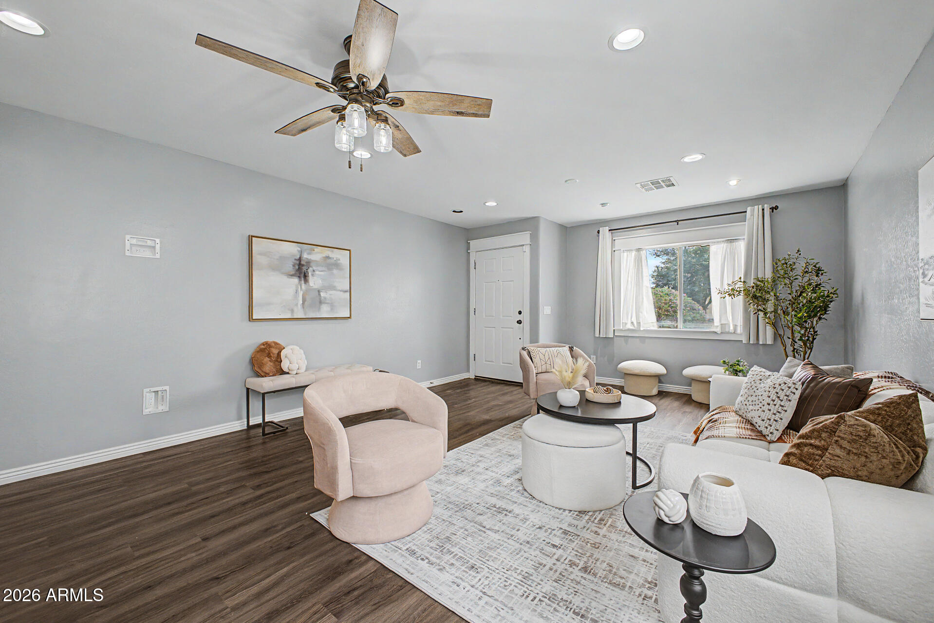 11584 W OGLESBY Avenue