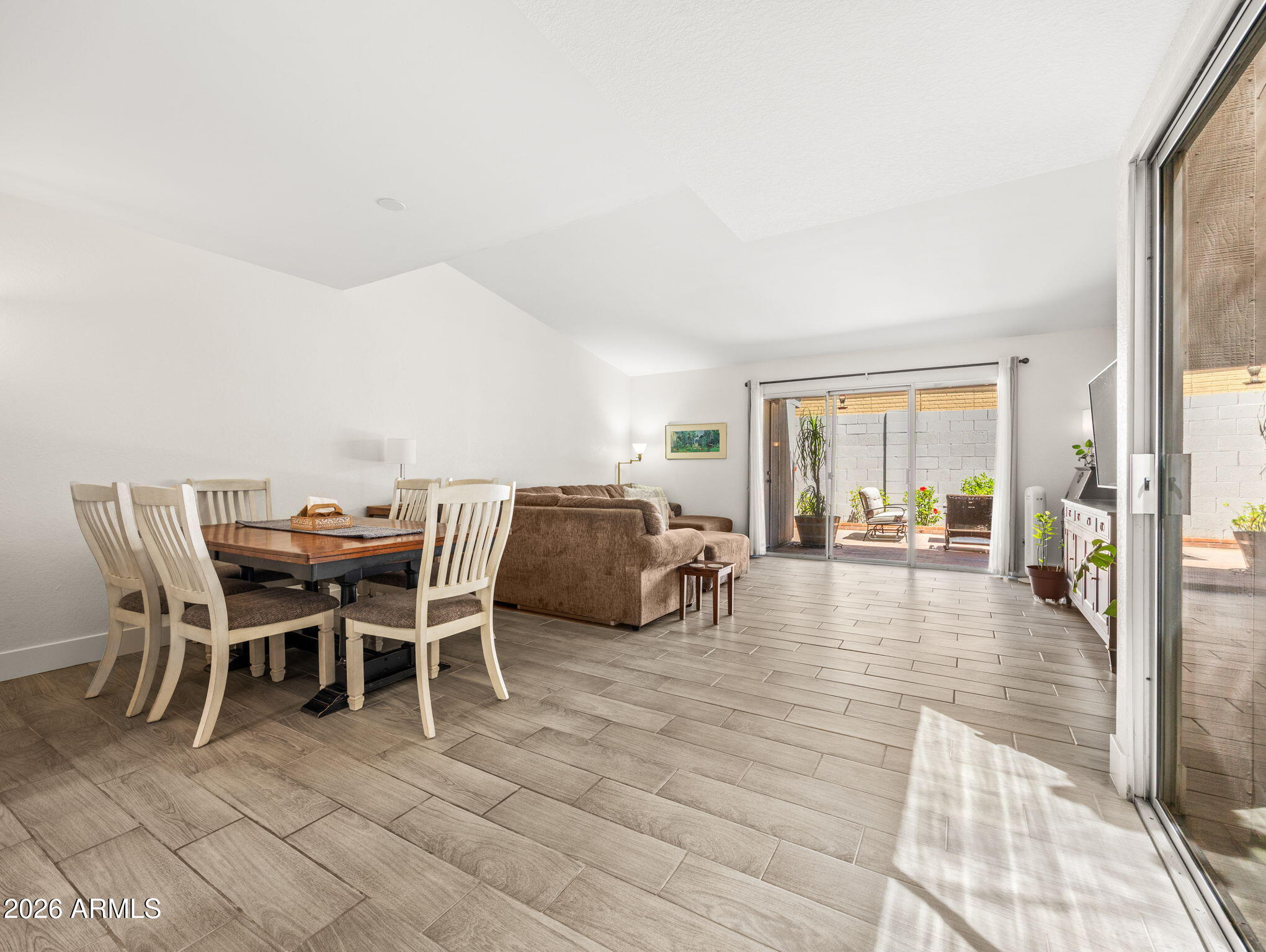 MONTEBELLO EAST TOWNHOMES - Residential
