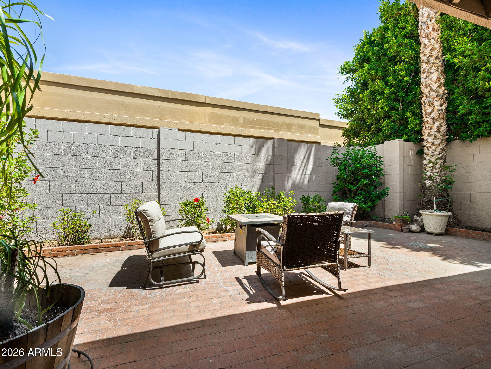 MONTEBELLO EAST TOWNHOMES - Residential