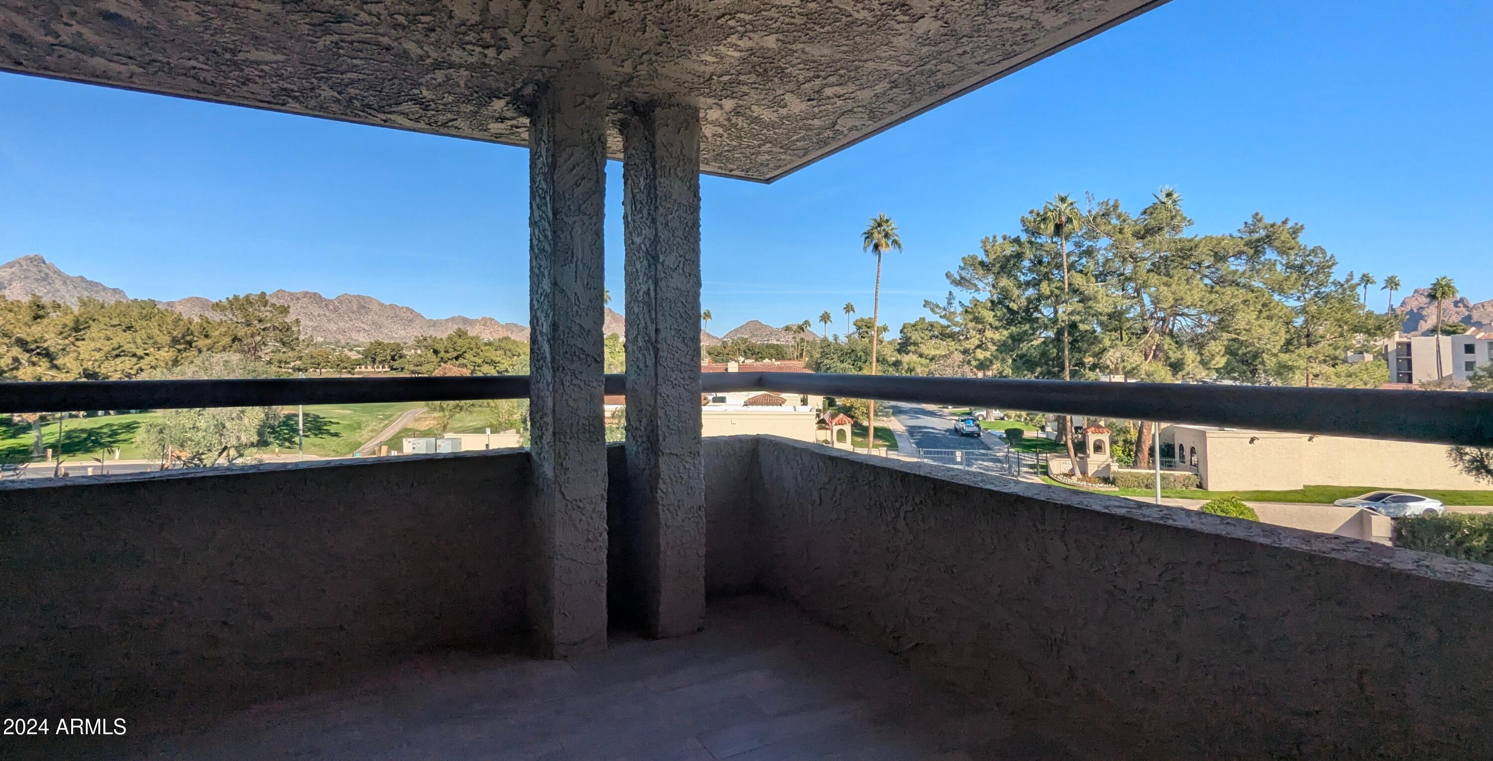 Phoenix, Arizona 85016, United States, 1 Bedroom Bedrooms, ,2 BathroomsBathrooms,Residential,Active,38437