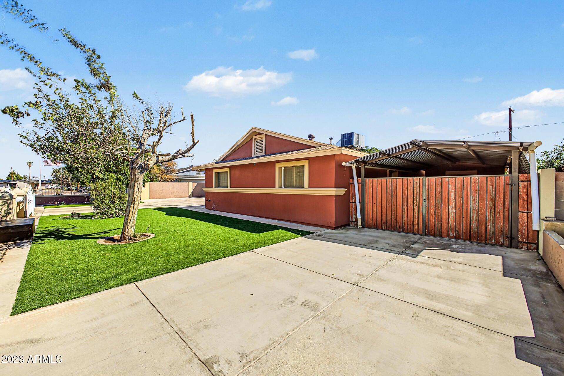 4311 N 64TH Avenue