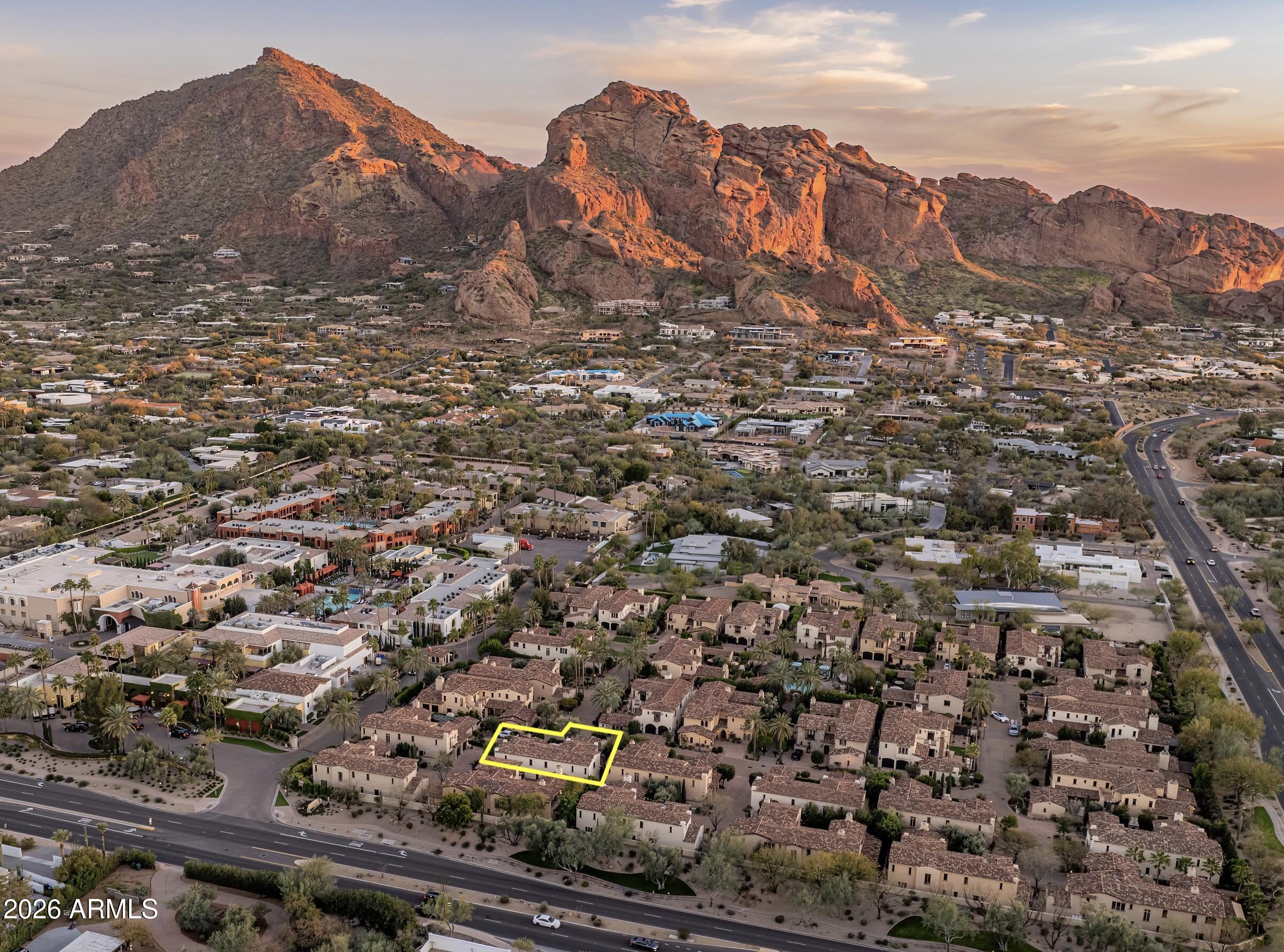 4949 E LINCOLN Drive 7