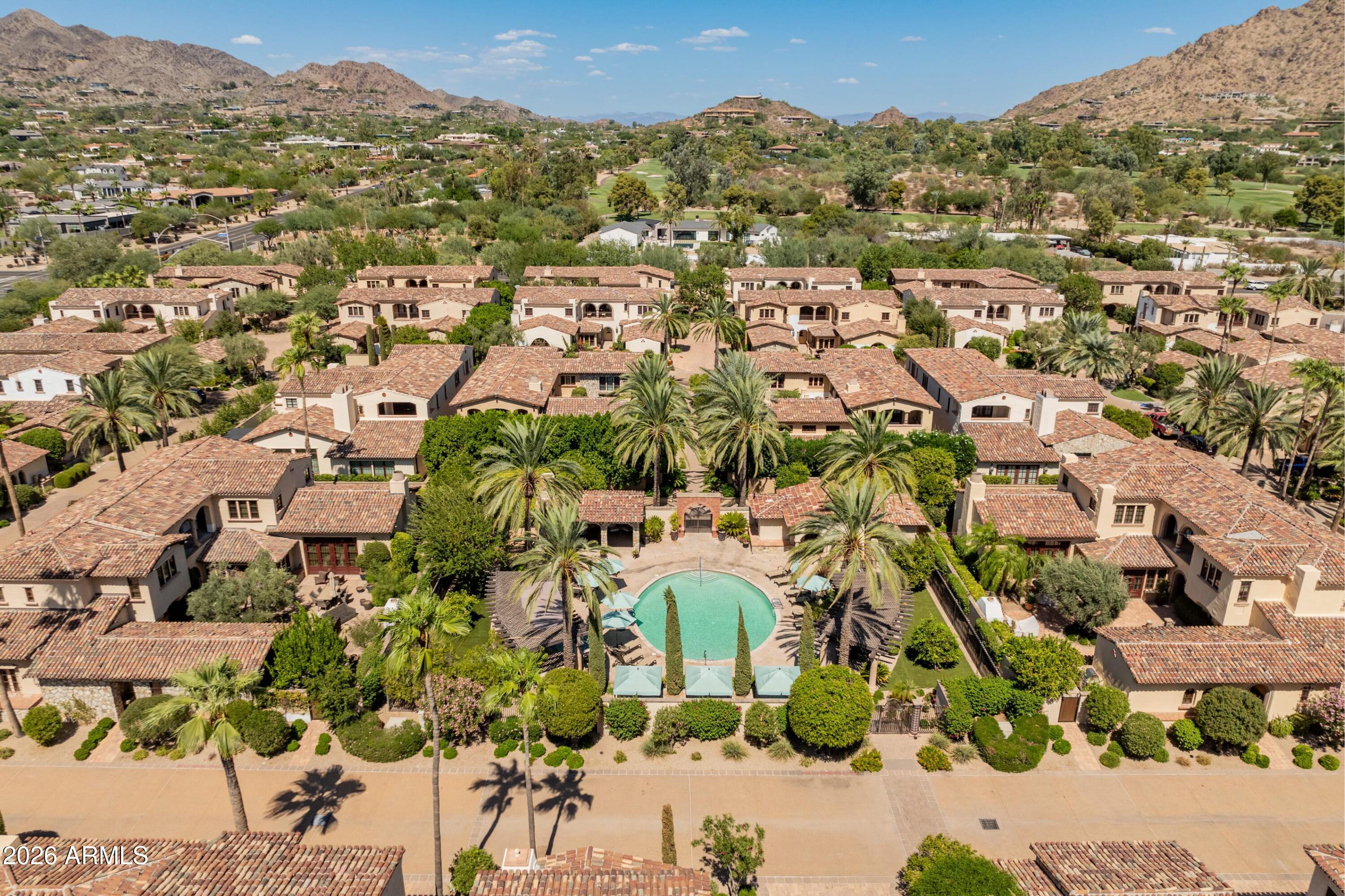 4949 E LINCOLN Drive 7