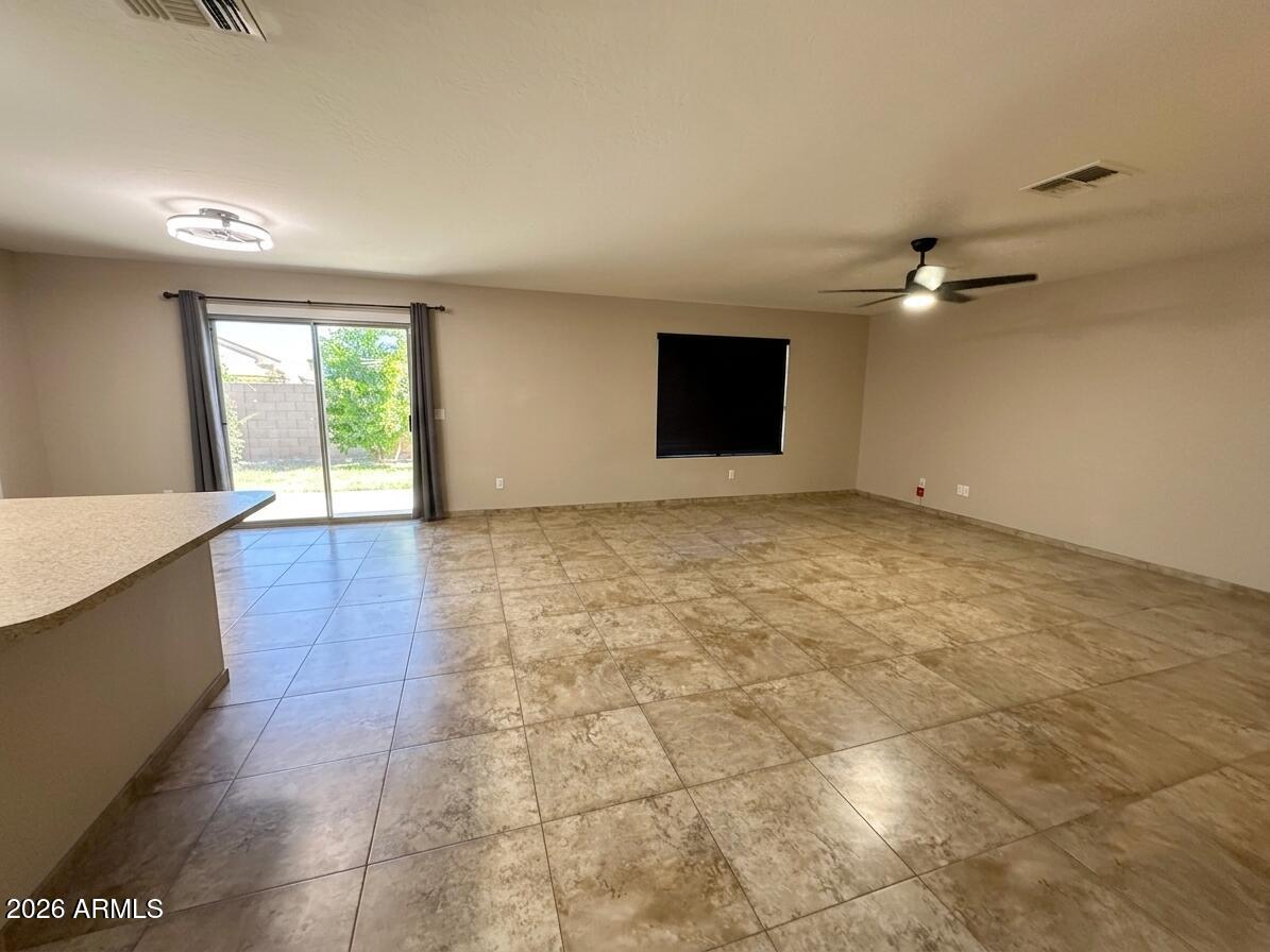2406 W TANNER RANCH Road