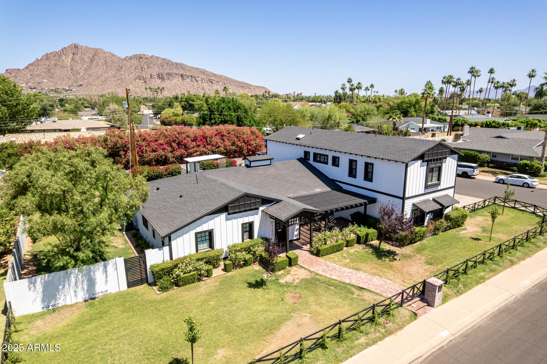 6196 E CALLE CAMELIA --