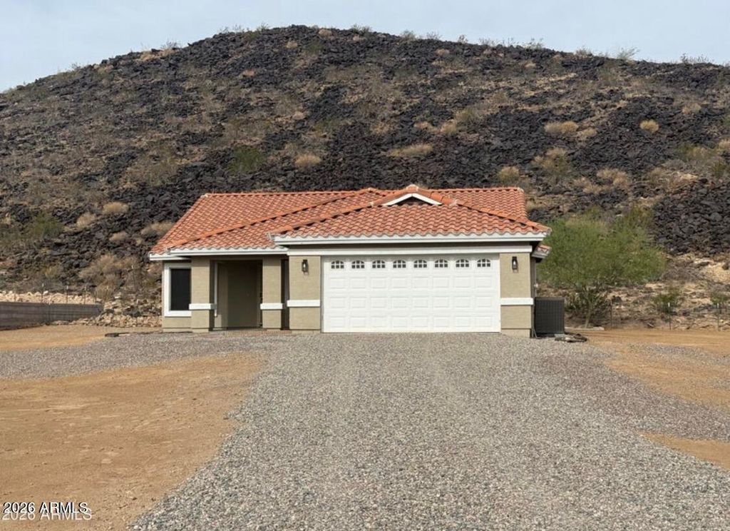 Photo of 1820 S 385th Drive, Tonopah, AZ 85354 (MLS # 7017346)