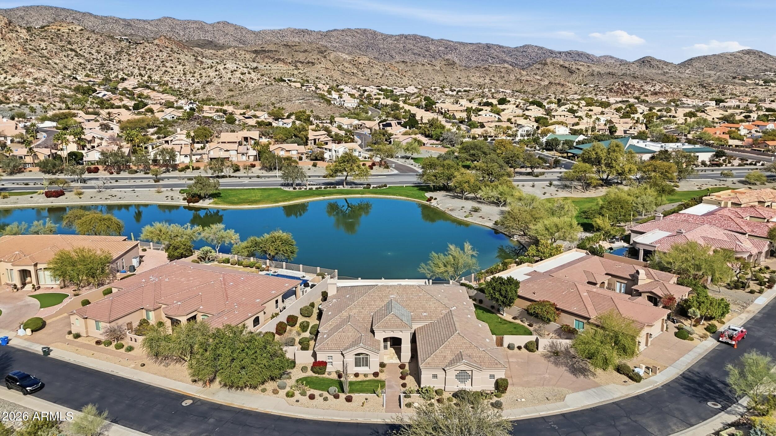 1936 E BROOKWOOD Court