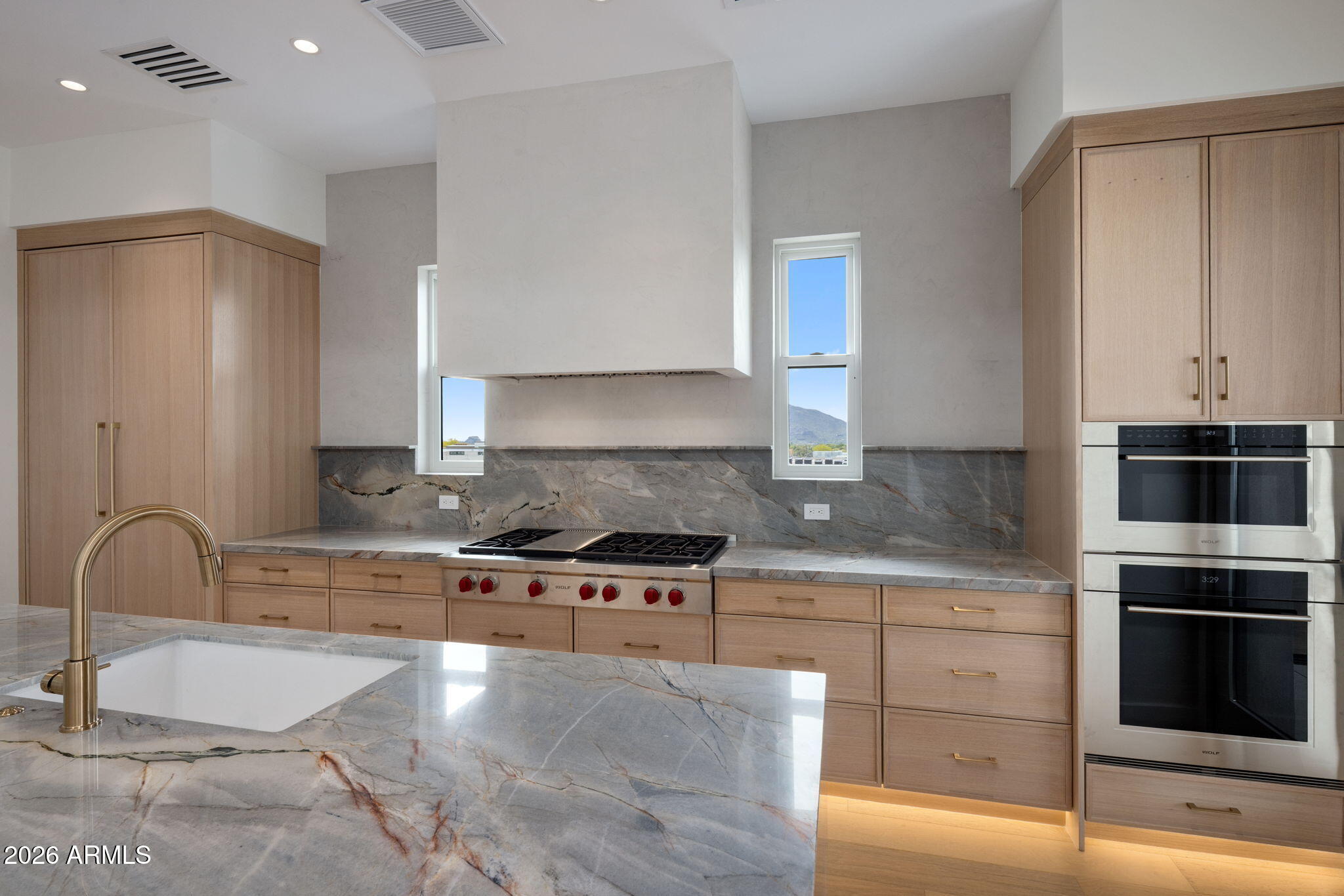 37200 N CAVE CREEK Road 2101