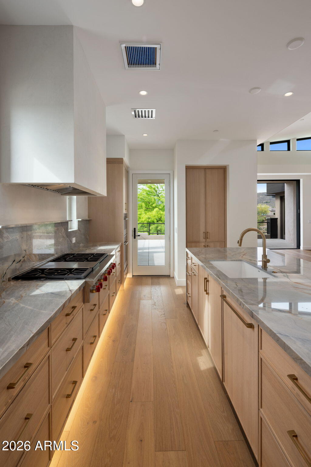 37200 N CAVE CREEK Road 2101