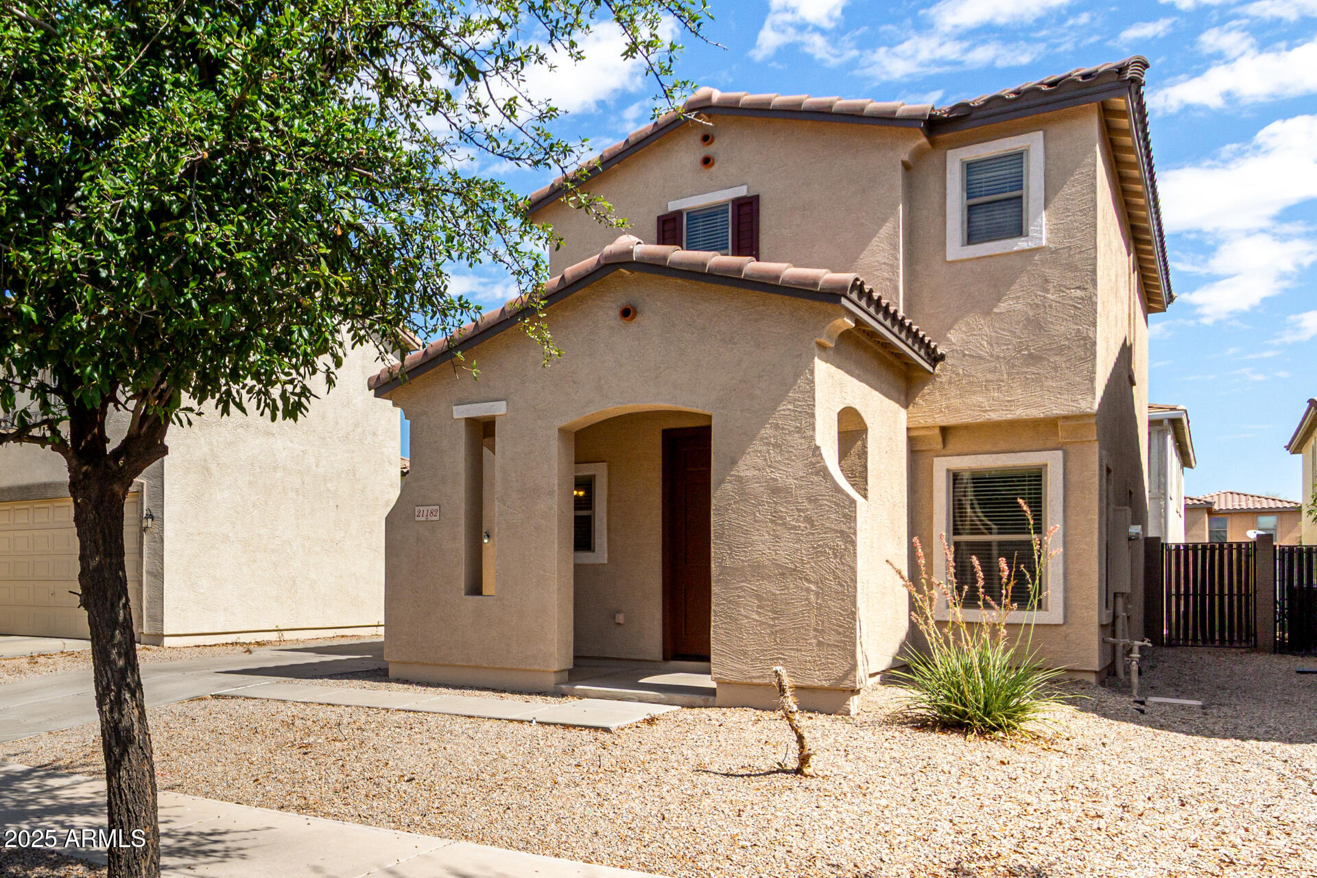 21182 E STONECREST Drive