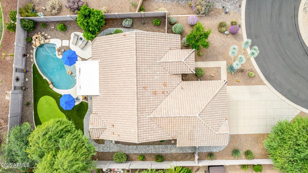 Photo of 2847 N Rowen Circle, Mesa, AZ 85207 (MLS # 6932343)