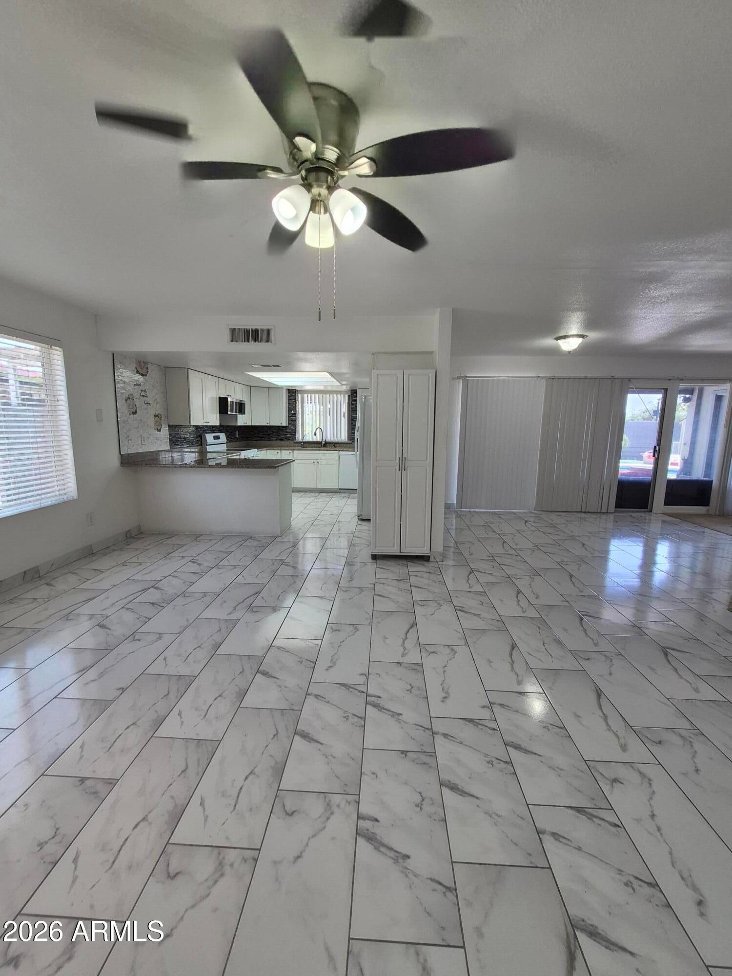 517 W PERALTA Avenue