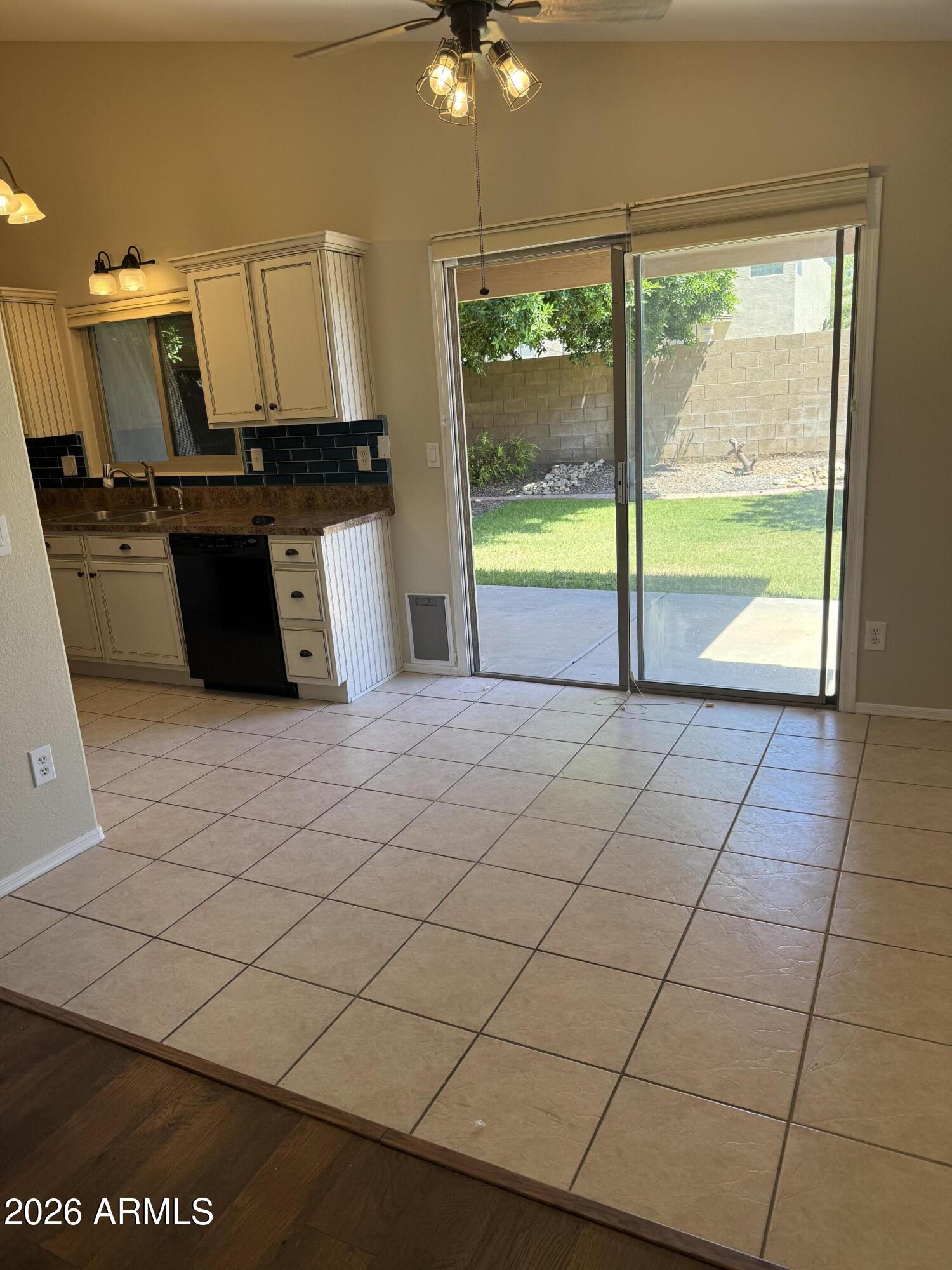 13372 W OCOTILLO Lane