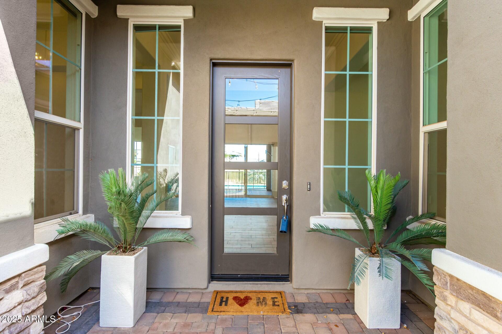1143 N QUINN --