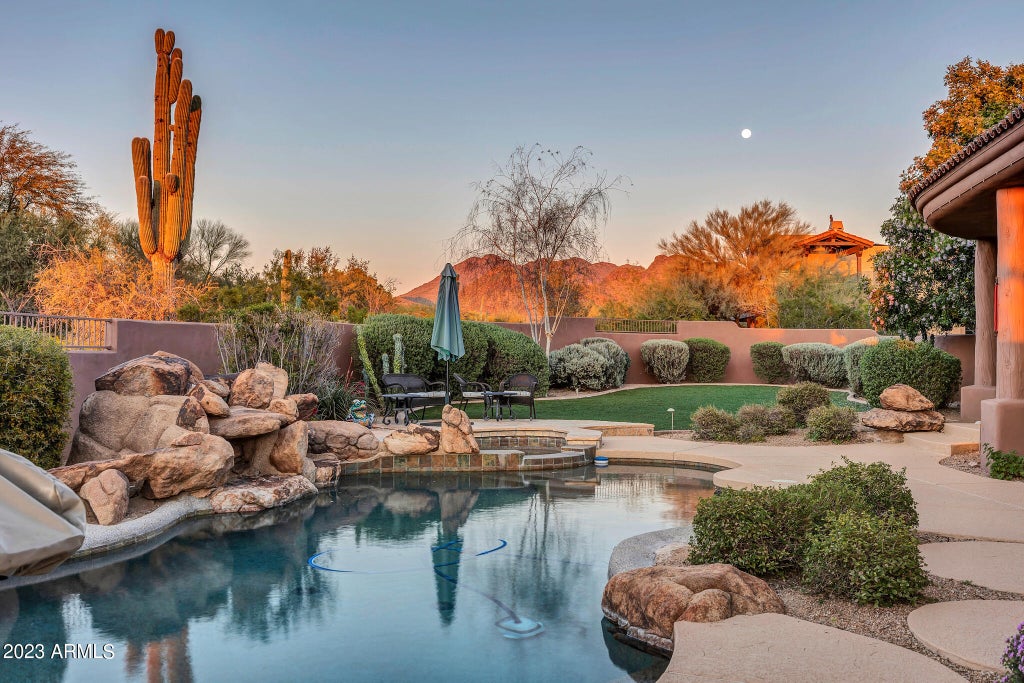 Photo of 9290 E Thompson Peak Parkway #430, Scottsdale, AZ 85255 (MLS # 7091177)