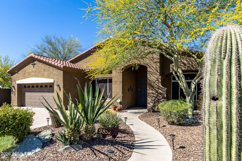Photo of 9852 W Hedge Hog Place, Peoria, AZ 85383 (MLS # 6996001)