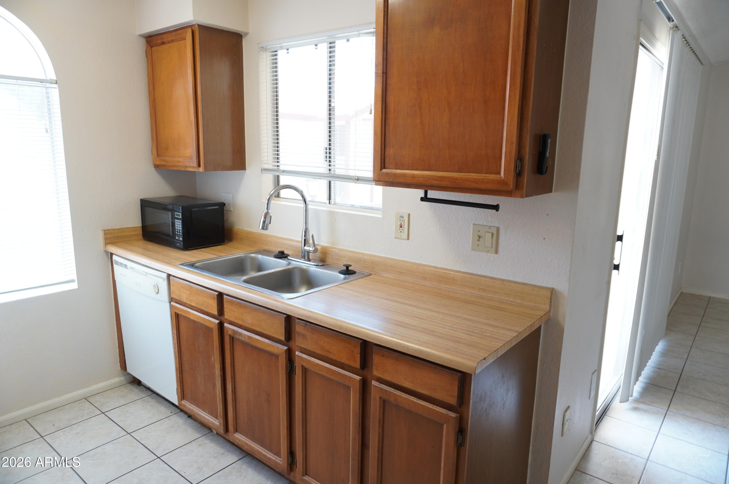 10610 S 48TH Street 2015