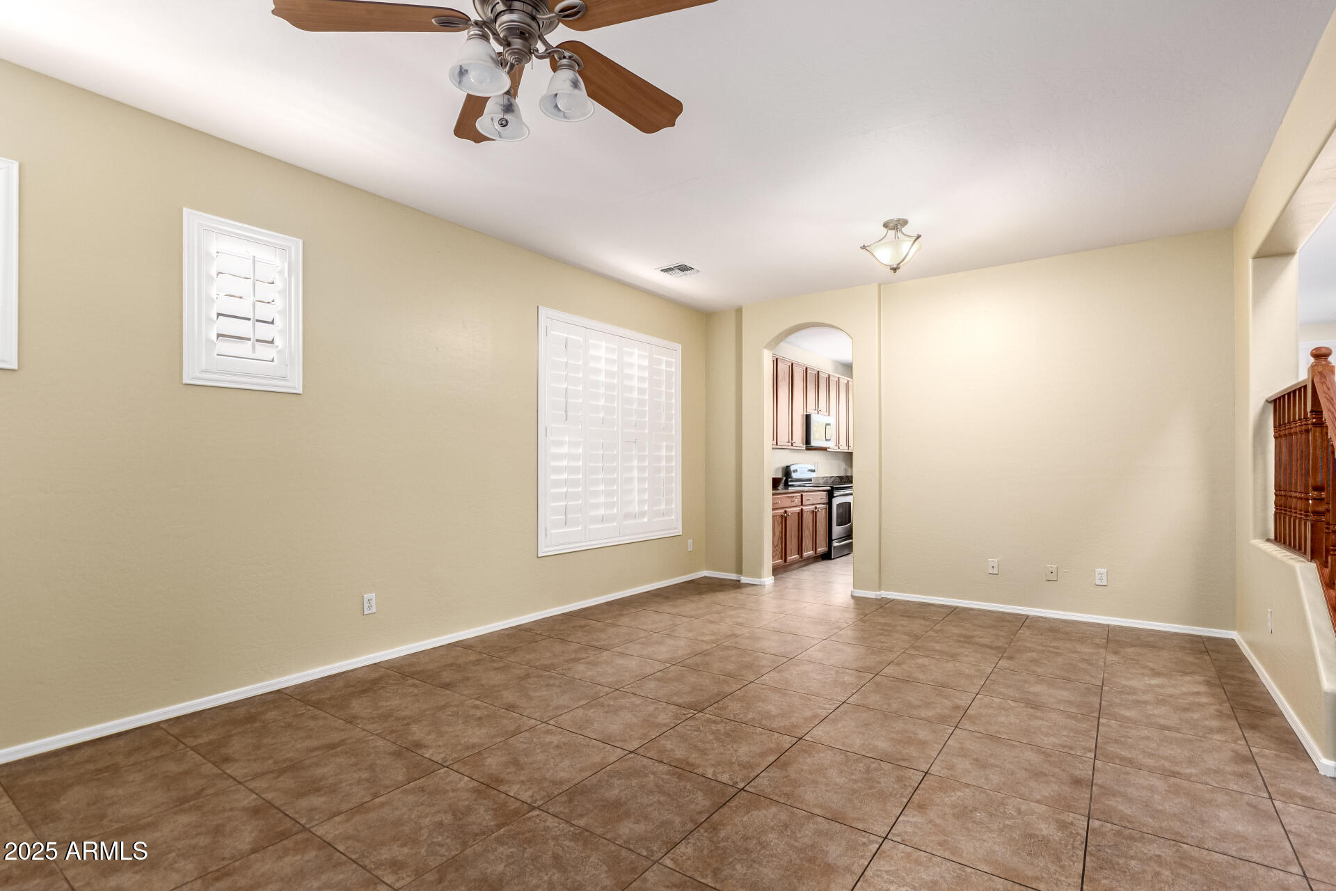 4519 W PLEASANT Lane
