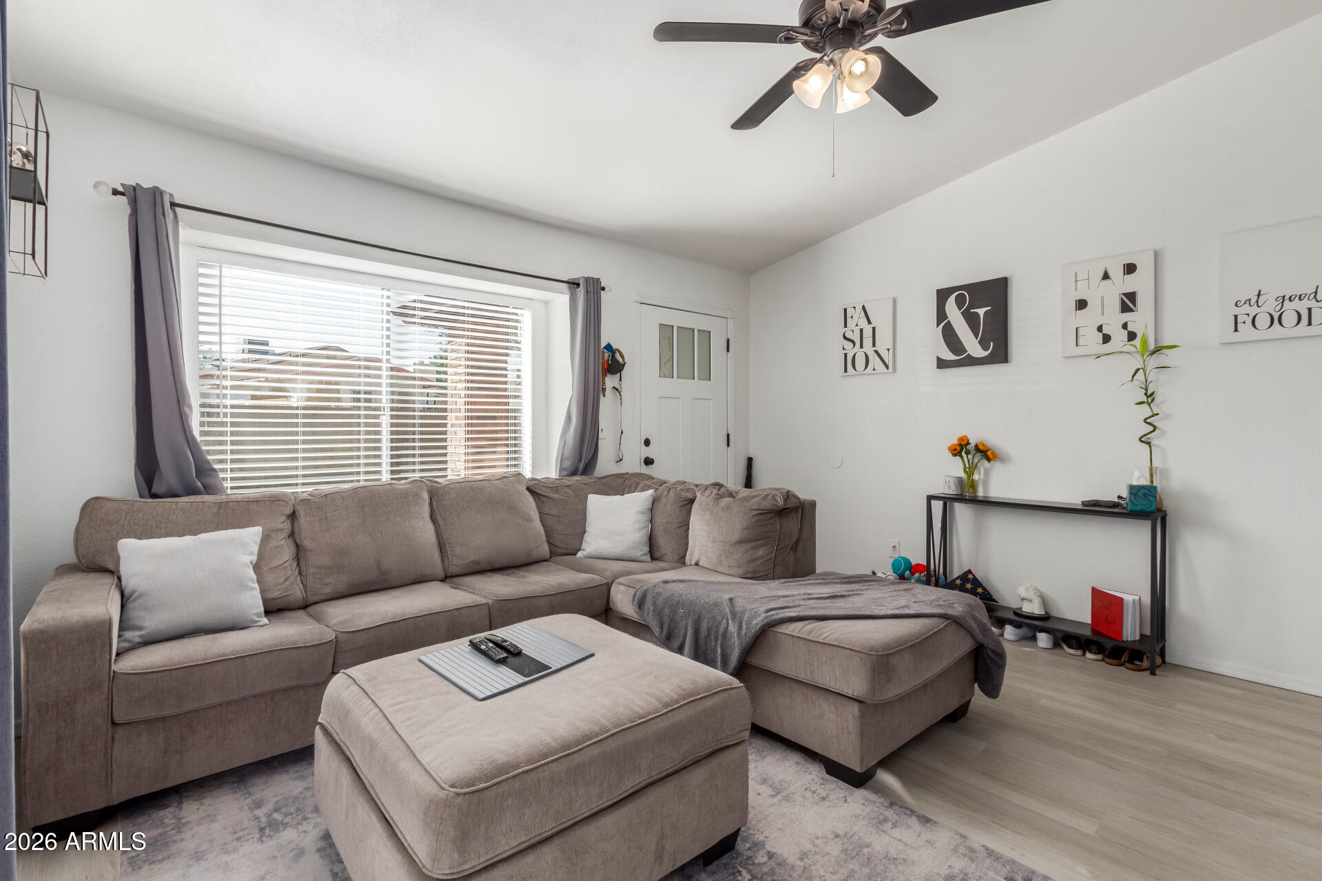 5135 E EVERGREEN Street 1253