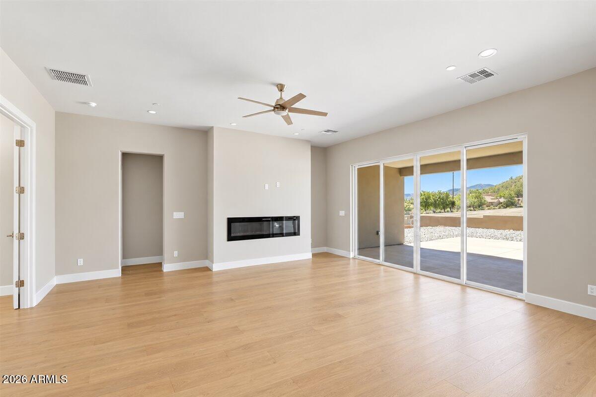 395 ZACHARY Drive