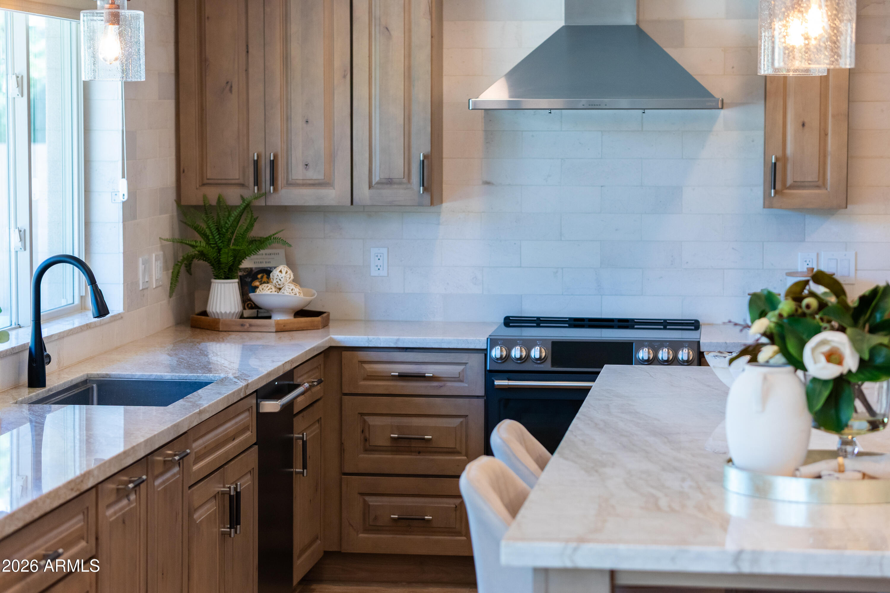 8620 E SAN MARCOS Drive