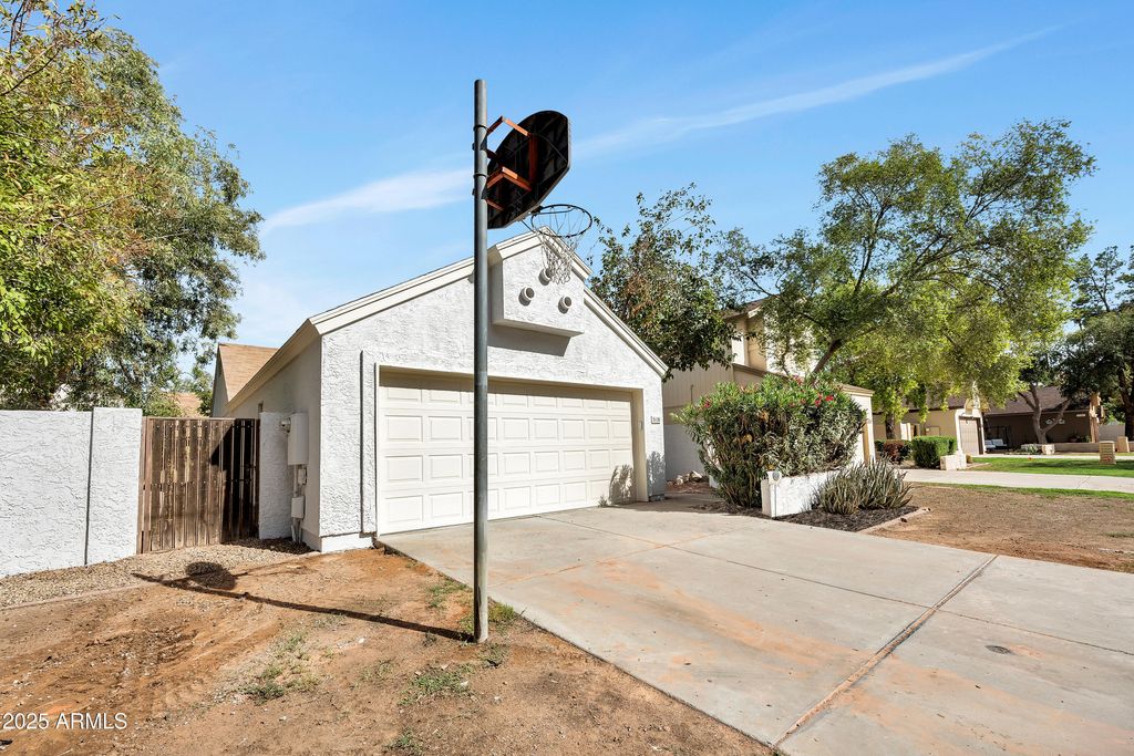 Photo of 5120 W Boston Way, Chandler, AZ 85226 (MLS # 6921924)
