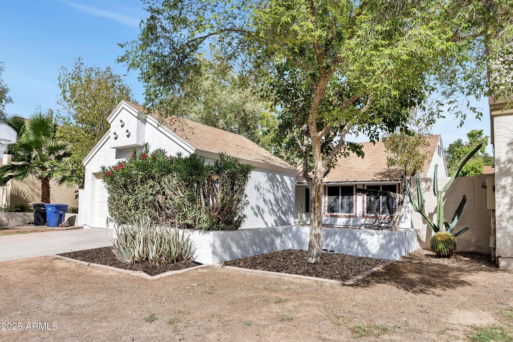 Photo of 5120 W Boston Way, Chandler, AZ 85226 (MLS # 6921924)