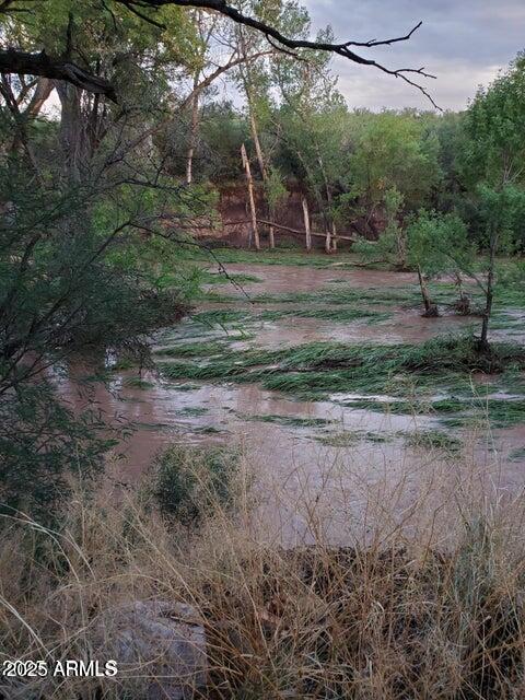 1388 E COTTONWOOD Lane -