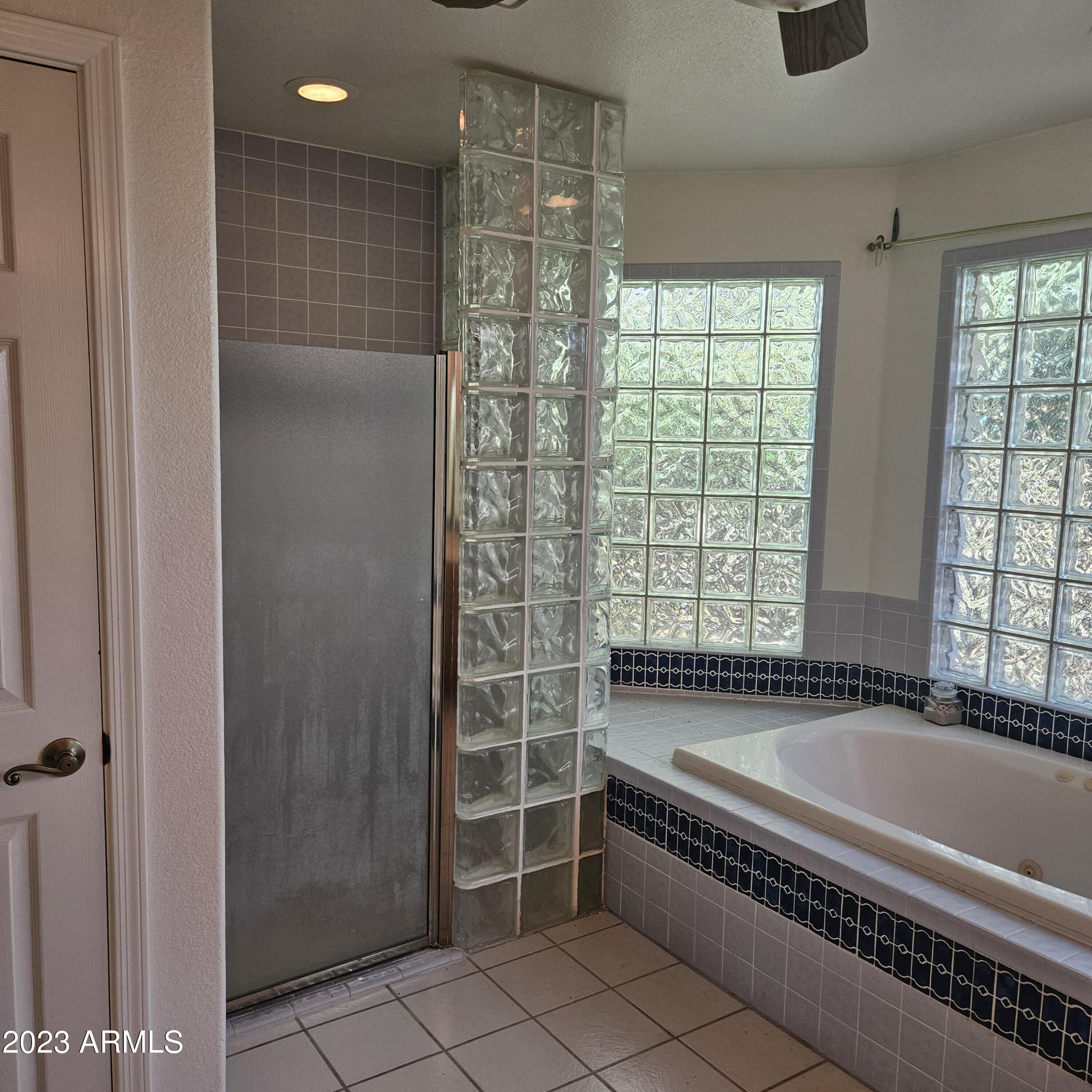 TOWN & COUNTRY ESTATES 6 - Residential