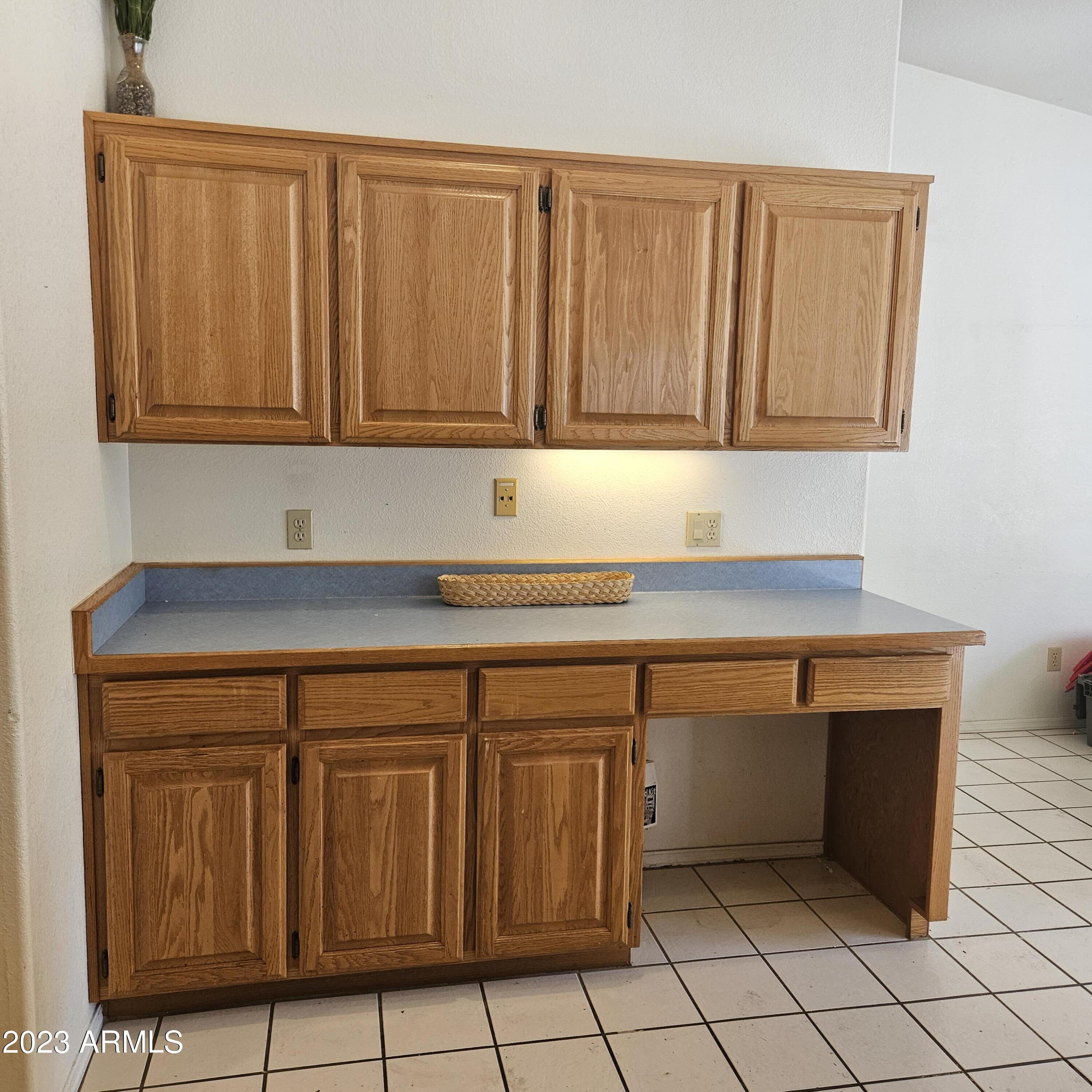 TOWN & COUNTRY ESTATES 6 - Residential